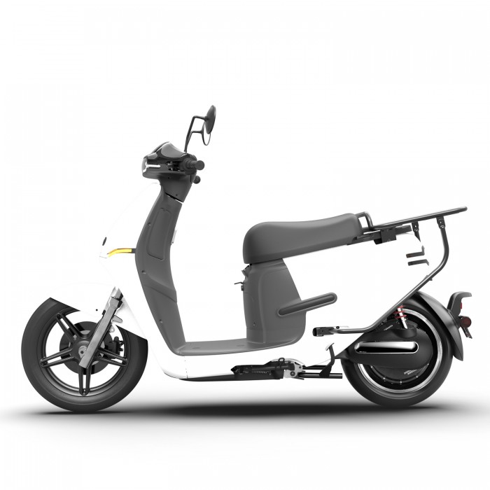 EK1_Delivery Scooter_white-700x700